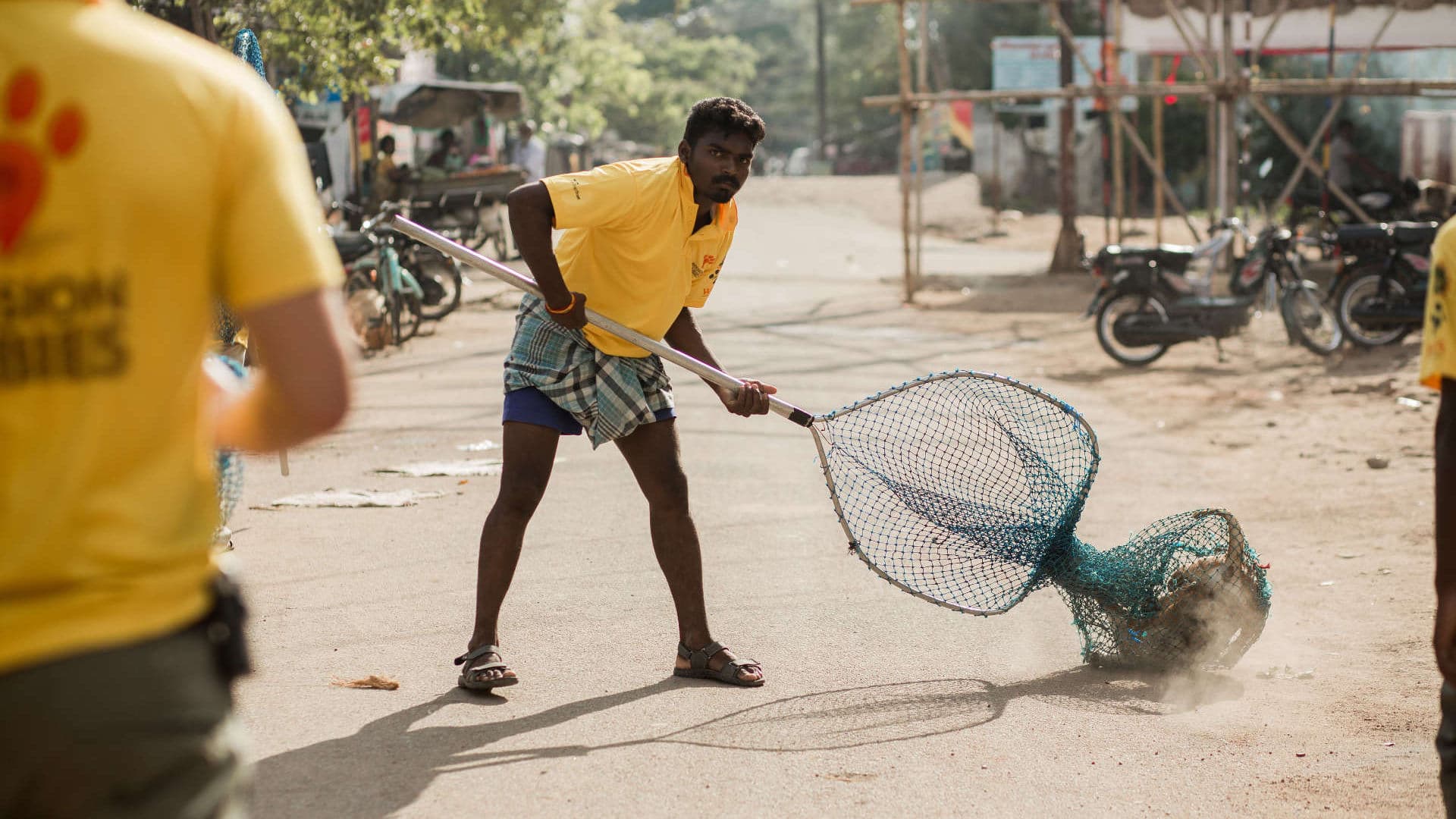 Picture of a member of a vaccination team