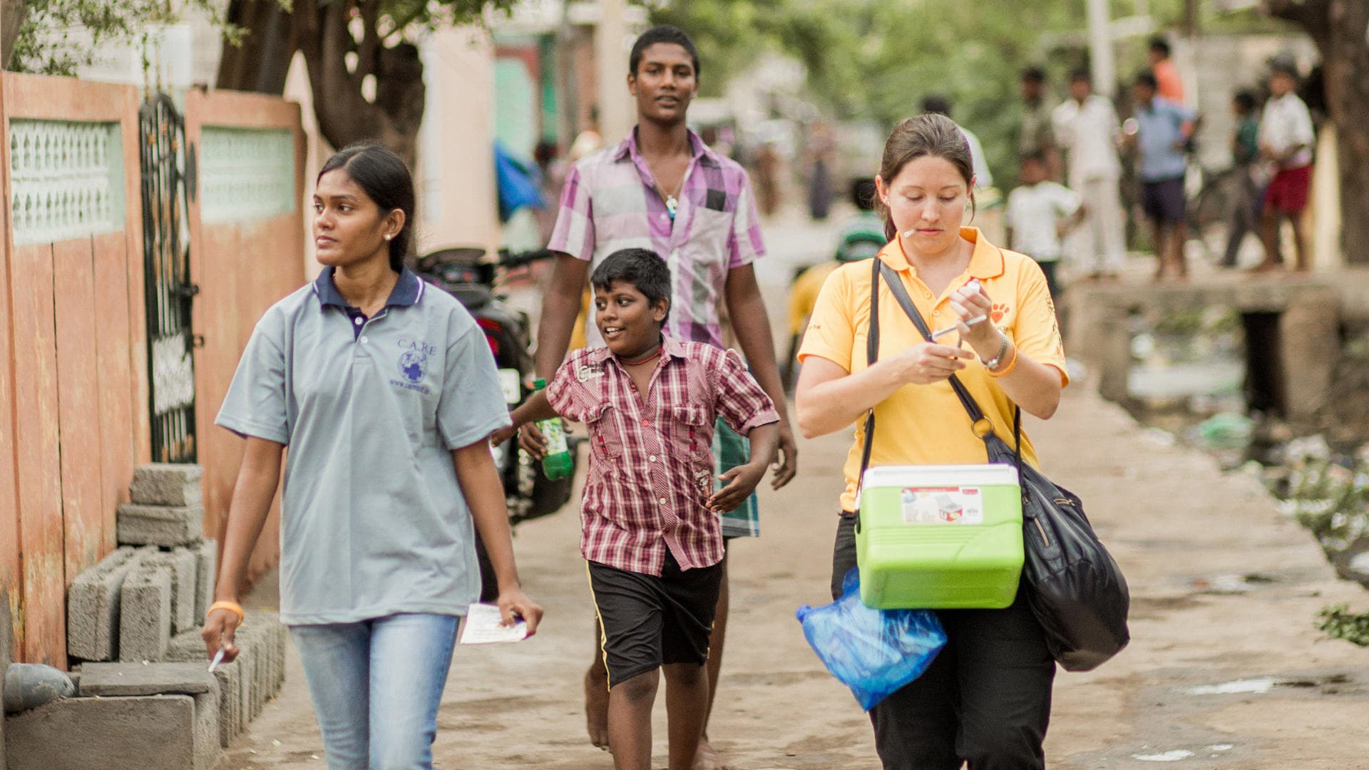 Picture of a vaccination team